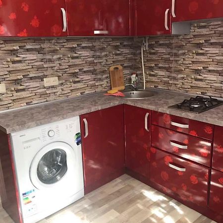 Red Apartment 2019 Very Centre เคอร์ซอน ภายนอก รูปภาพ